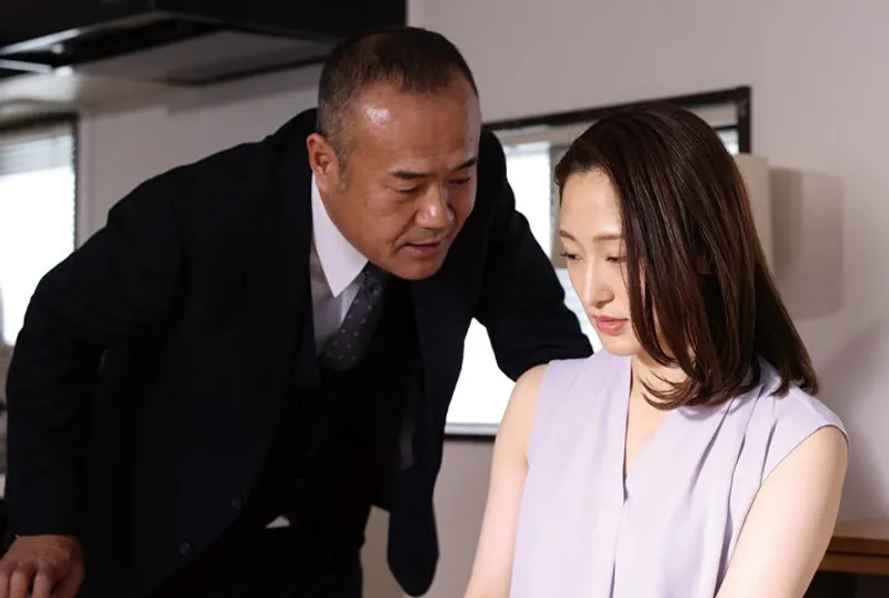 Chồng dính bẫy của cấp trên mất vợ yêu lúc nào không hề hay biết